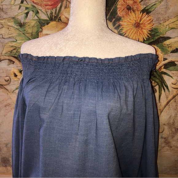 Sz S/M Anthropologie Charlie Paige Blue Chambray Embroidered Smocked L/S Shirt - Picture 6 of 12